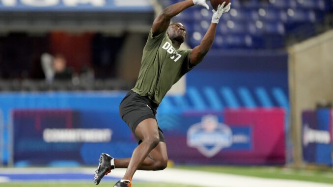 Kitan Oladapo, Packers