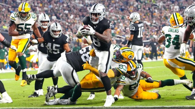 Josh Jacobs, Jordan Love, Green Bay Packers